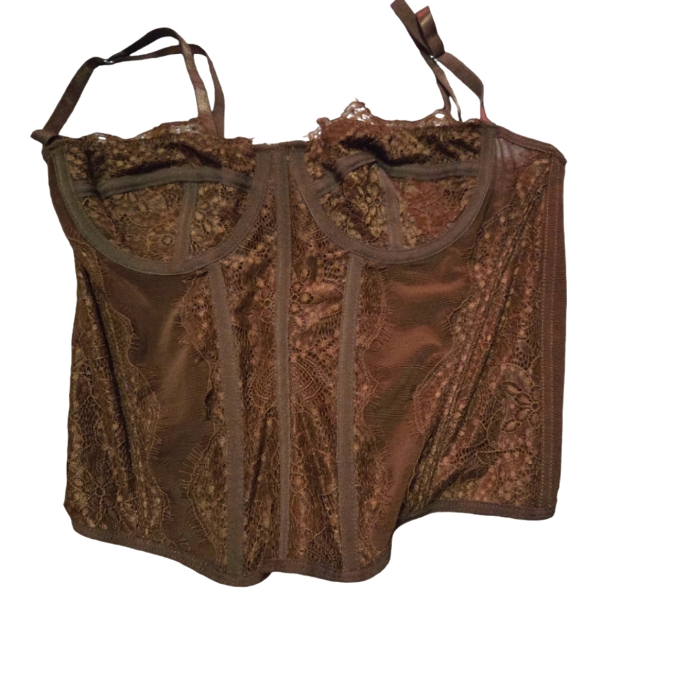 Raxnode brown closet size M
